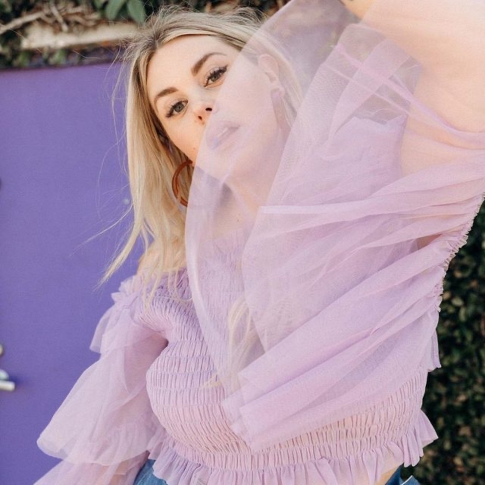 Priscilla Ono x ELOQUII Ruffle Sleeve Top (18/20)